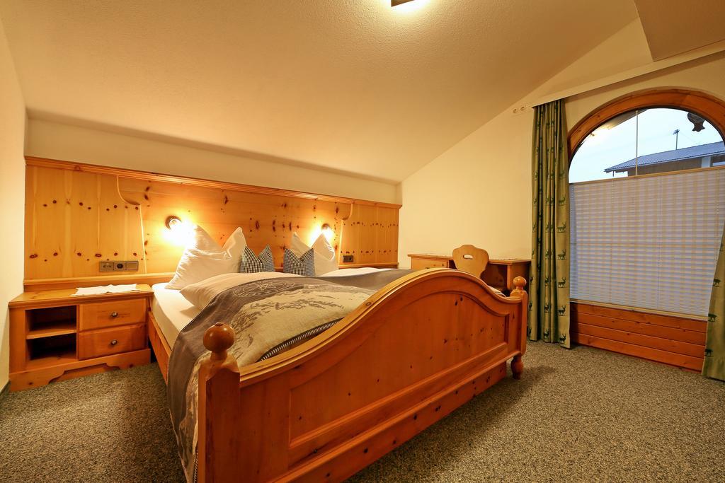 Landhaus & Apartment Taxach Ried im Zillertal Exterior photo