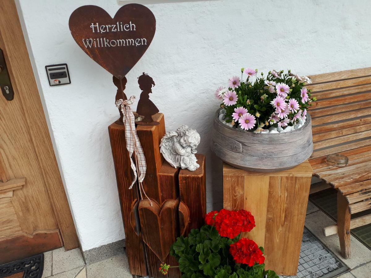 Landhaus & Apartment Taxach Ried im Zillertal Exterior photo